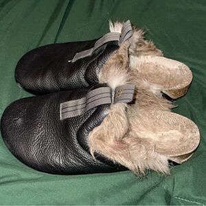 Clear weather brand fur clogs men’s 8.5 women’s 10.5